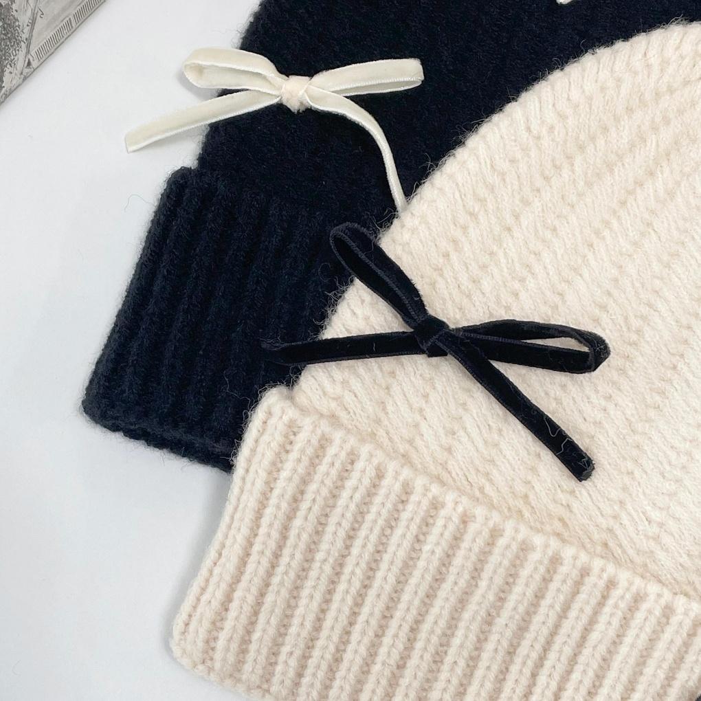 Women's and Men's Couple Daily Velvet Ribbon Beanie Hat