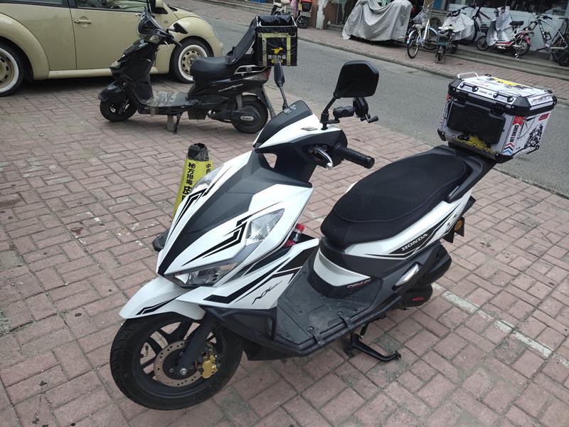 Wuyang-Honda NX125 Rear Aluminum Luggage Rack - Thickened Tail Box & Delivery Rack