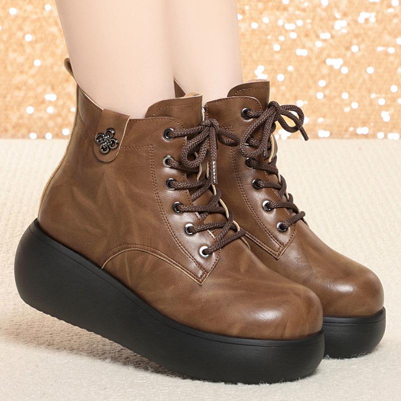 6cm Comfortable Thick Bottom Platform Shoes Soft Leather Boots Winter 2025 Med Heels Wedges Short Fur Snow Ankle Boots for Mom