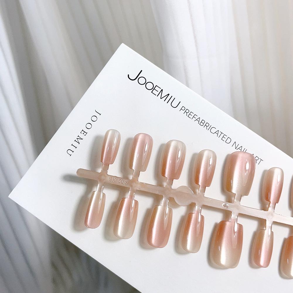 Japanese Feather Satin Cat Eye T-shirt with Removable Airbrushed Nail Tips - 30 Pieces