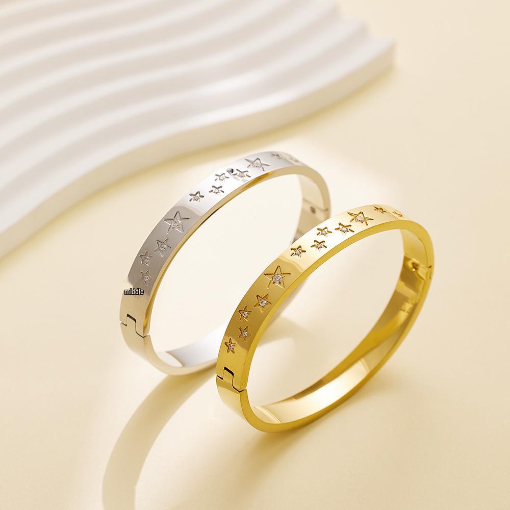 Gold Stainless Steel Bracelet with Zirconia-Inlaid Star Clasp