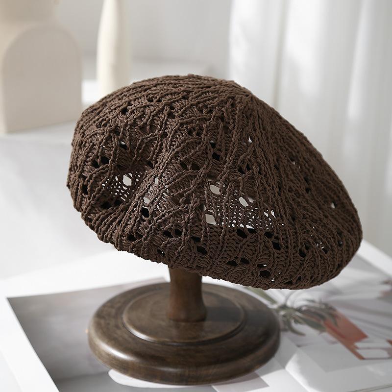 

Жіночий капелюх Цінь Лань без квітів на вулицю, новий 2025 року, порожнистий дихаючий берет, що демонструє маленькі бутони, літературний плетений капелюх художника M（56-58cm） темно-коричневого кольору