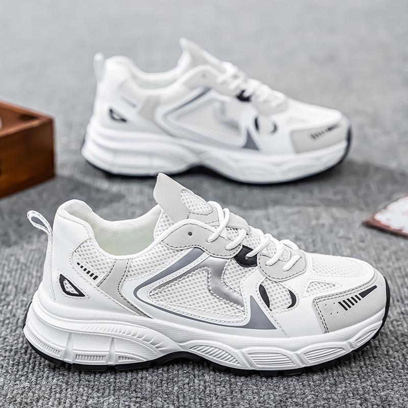 

Мужская обувь 2025 года, новая весенняя дышащая сетчатая серебристая обувь для папы, мужская жареная уличная повседневная трендовая универсальная спортивная обувь 44