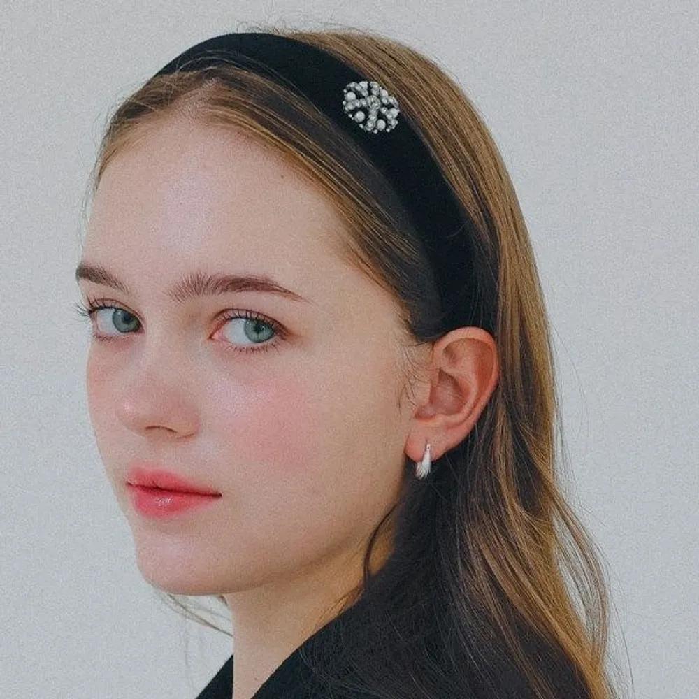 J Lauren Velvet Pearl Cubic Snowflake Hairband H01484