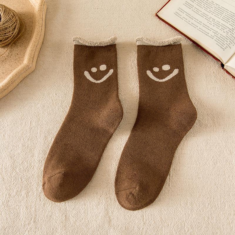 

10 пар женских утолщенных плюшевых носков средней длины с изображением смайликов - милые японские зимние махровые носки