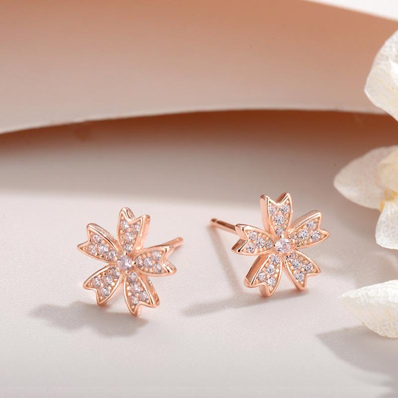 Korean designer Xiaoxiangfeng cherry blossom accessories S925 sterling silver stud earrings women's simple summer sweet earrings set