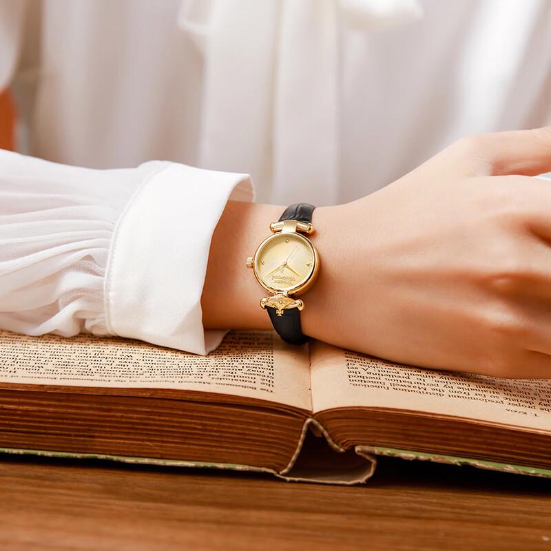 Vivienne Westwood Damen-Quarzuhr