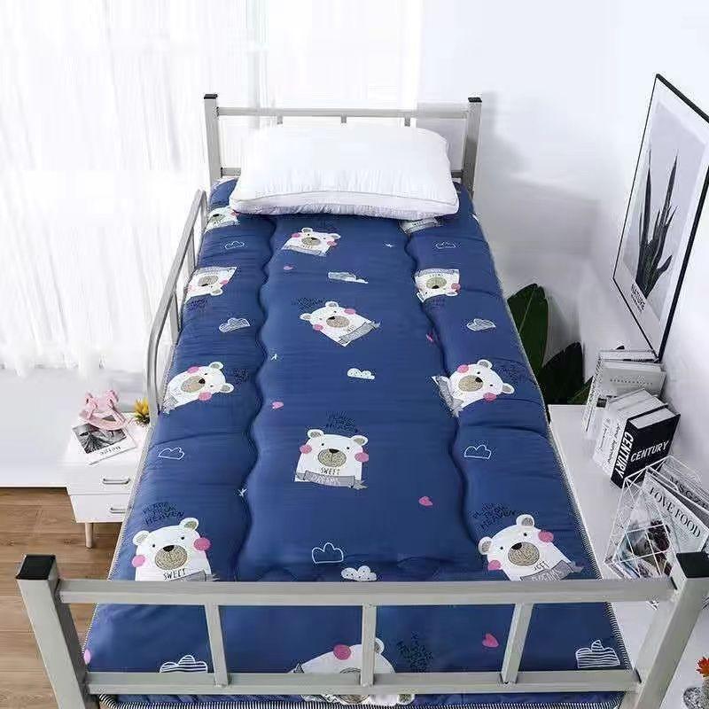 Ortable Futon Mattress | Skin-Friendly, Non-Slip, Breathable Cam Sleeping Pad with Star Pattern, Foldable Tatami Mat for Home and Travel