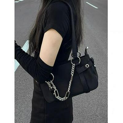 "2025 Elegant Korean Women's Motorcycle Chain Crossbody Shoulder Bag"