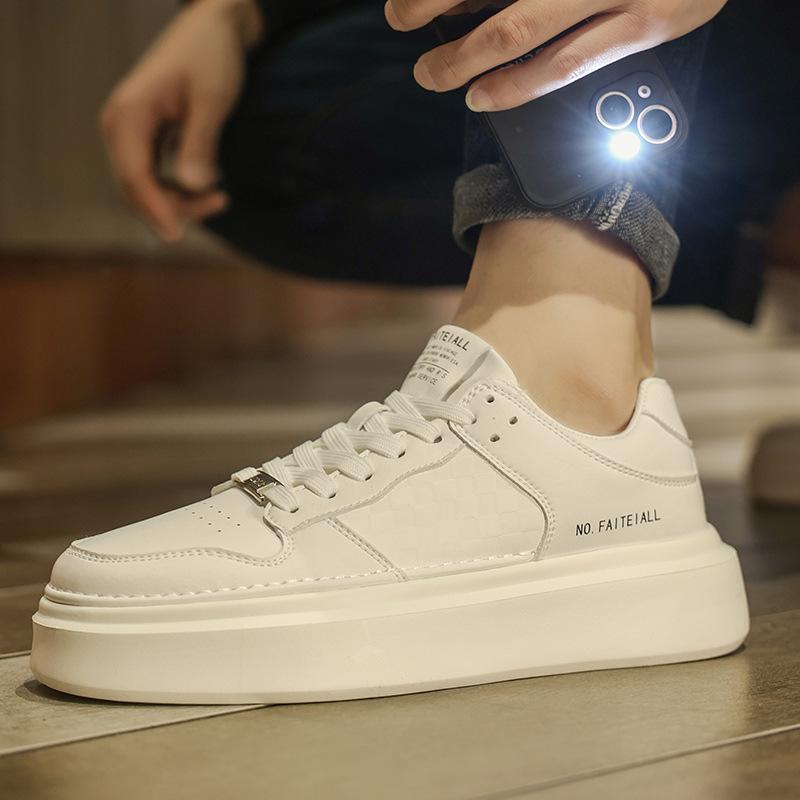 

2025 spring men s shoes new breathable shoes men s Korean version versatile platform white shoes sports and leisure board shoes trendy shoes 44 белый