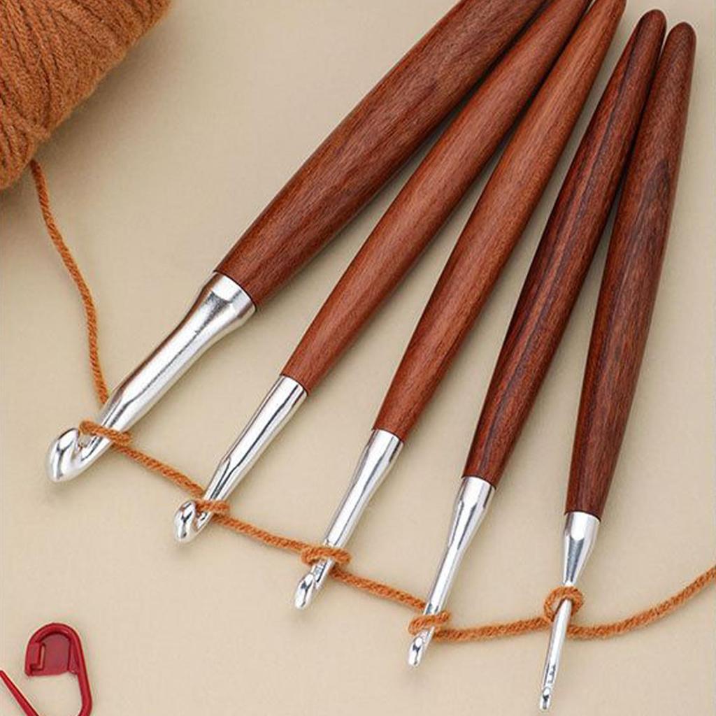 3-7mm Solid Wood Handle Crochet Knitting Needles Hooks Multi Size Sewing Accessories Wool Crocheting Lace Weave Craft Needle