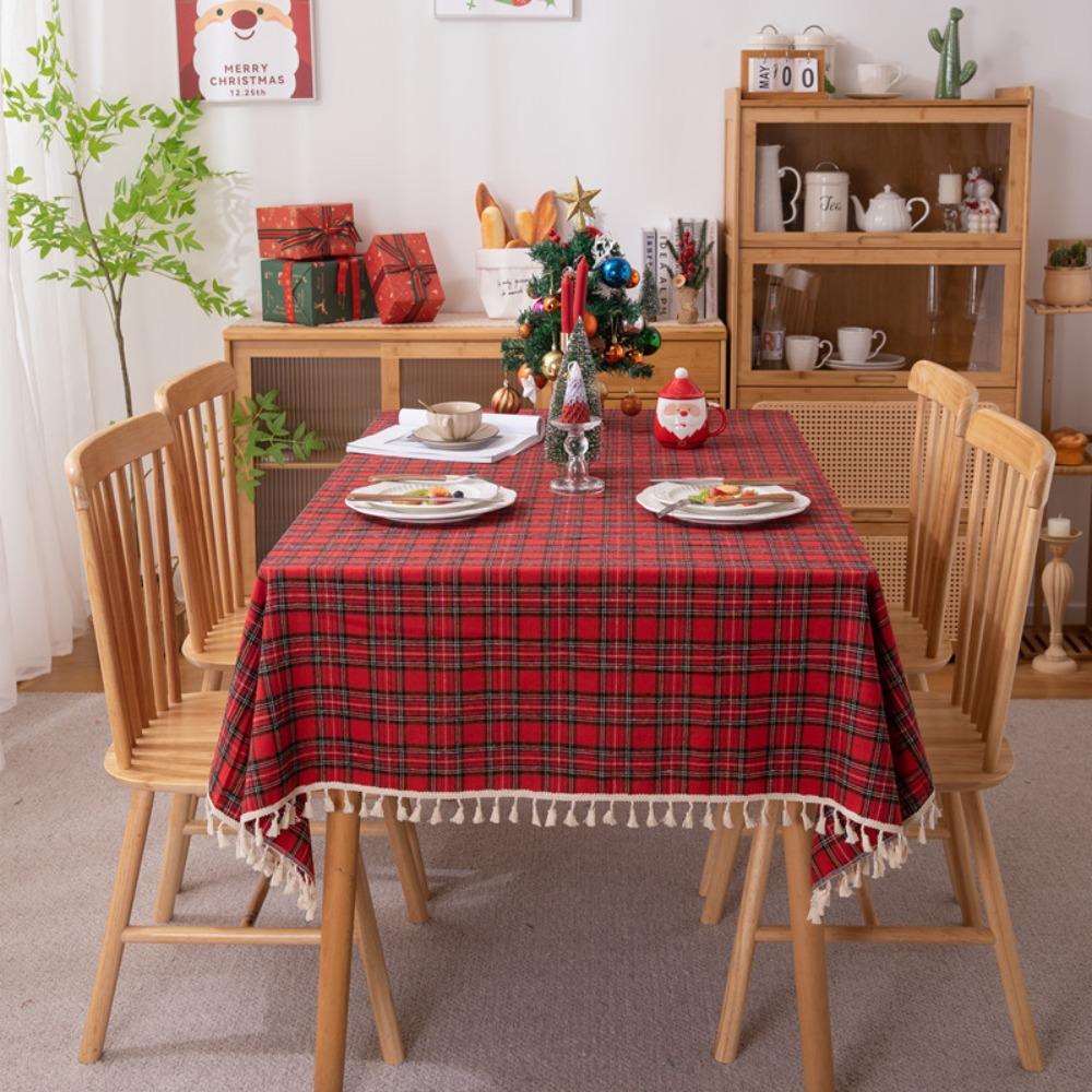Festive Christmas Table Runner American Woven Polyester Cotton Red Green Checkered with Fringe for Dining Decor