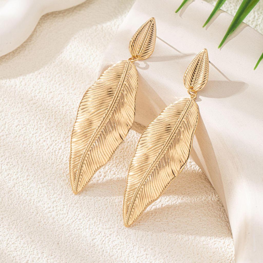 Elegant Leaf Earrings: Trendy European-American Design for Daily & Party Wear