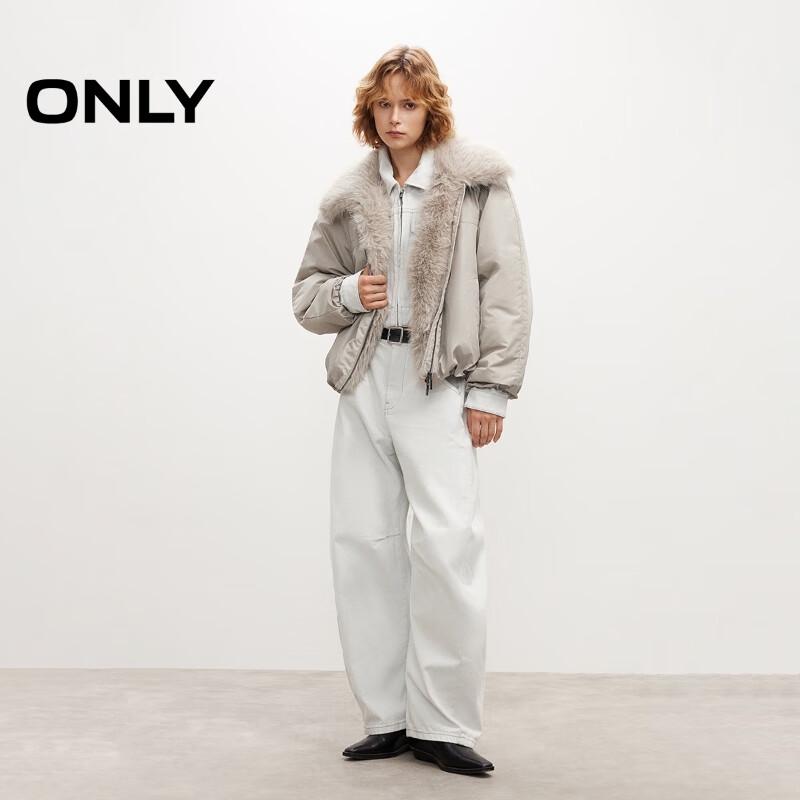 

ТОЛЬКО 2025 Осень Женская Куртка Свободного Кроя с Утеплителем и Съемным Меховым Воротником 2XL