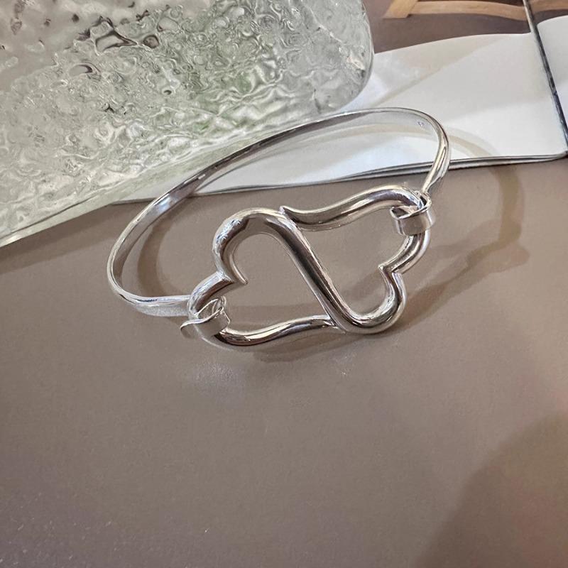 Korean Fashion Shiny Double Heart Minimalist Design Bangle Bracelet For Women