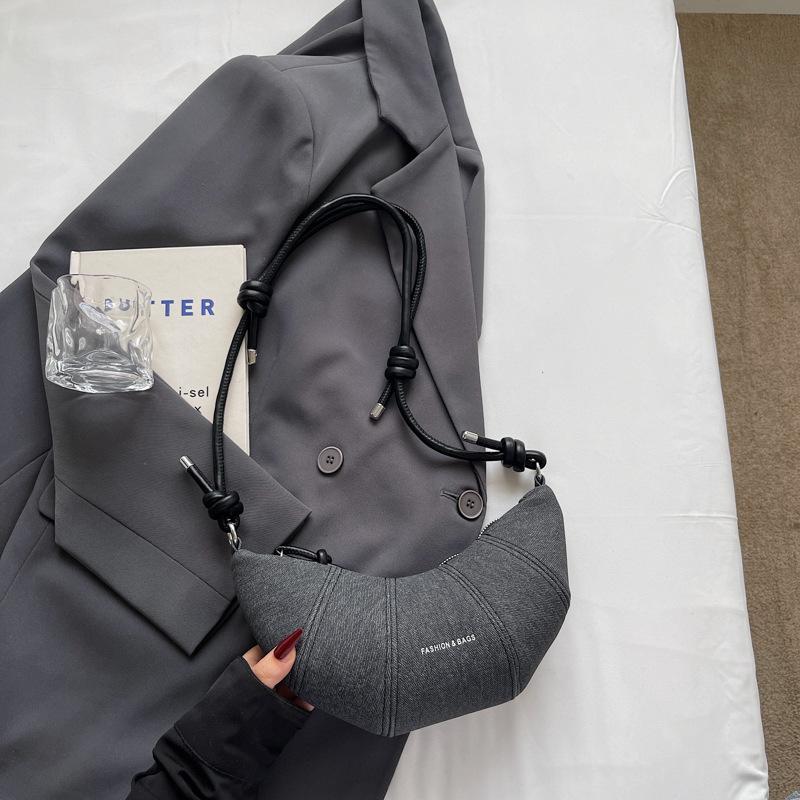 Niche Bag Women's Summer New Versatile Shoulder Messenger Bag Croissant Bag Casual Dumpling Bag