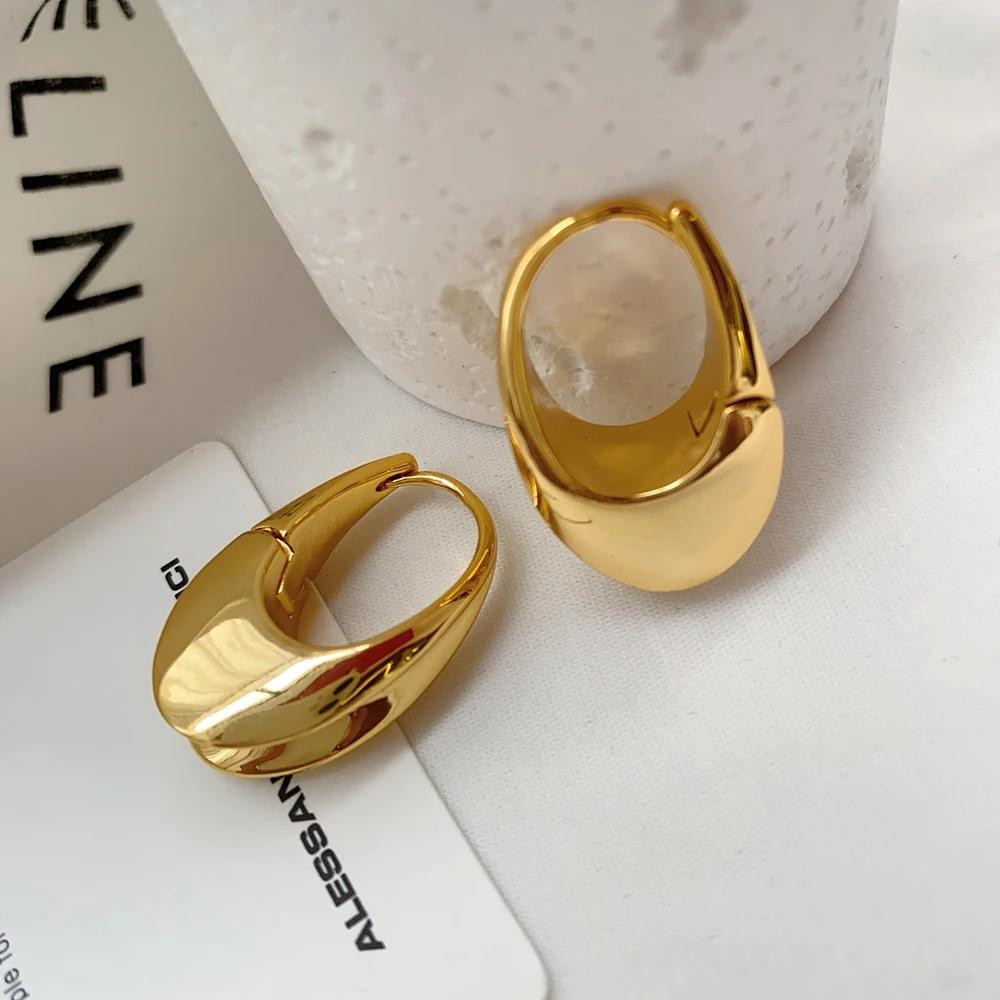 Geometric Heart Ear Buckle Hoop Earrings for Women Trendy Smooth Metal Elliptic Earring Fashion Punk Ol Earrings Jewelry Gifts