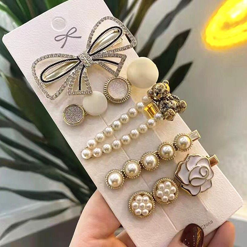 Women's Floral Pearl Hair Clip Accessory