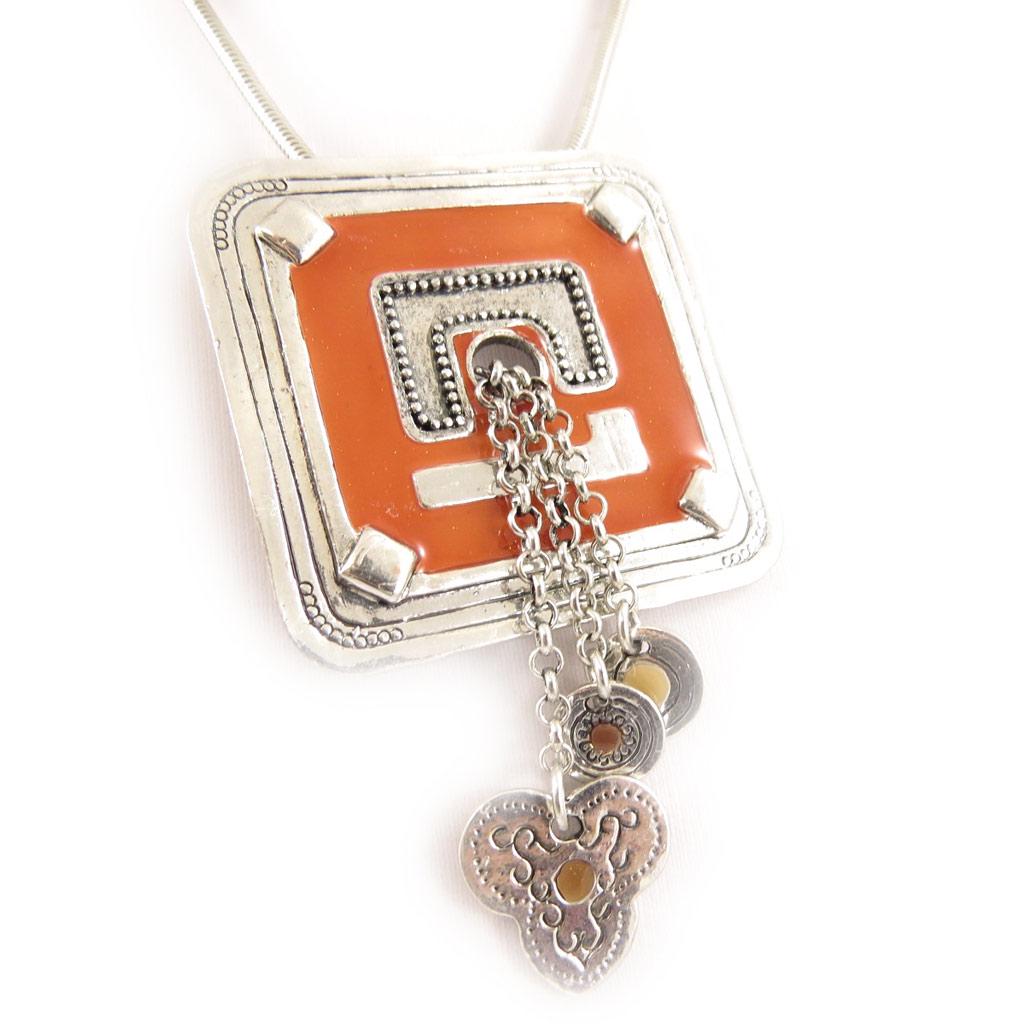 Les Trésors De Lily [C5332] – Orangefarbene Designer-Halskette „Anamaya“.