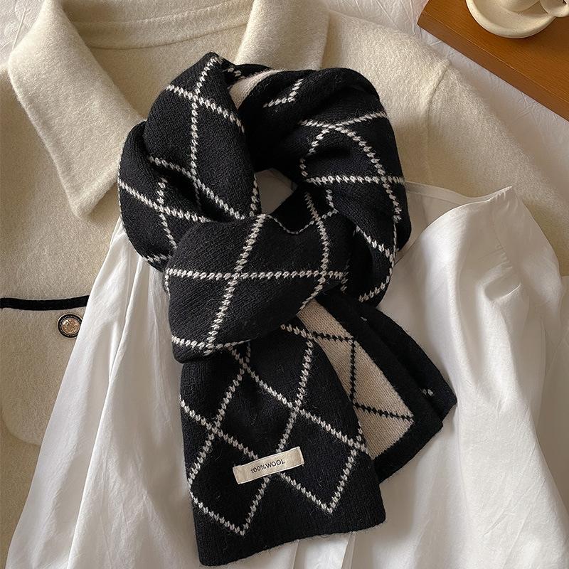 Rhombus plaid wool scarf women's winter warm long knitted two-color versatile scarf student couple