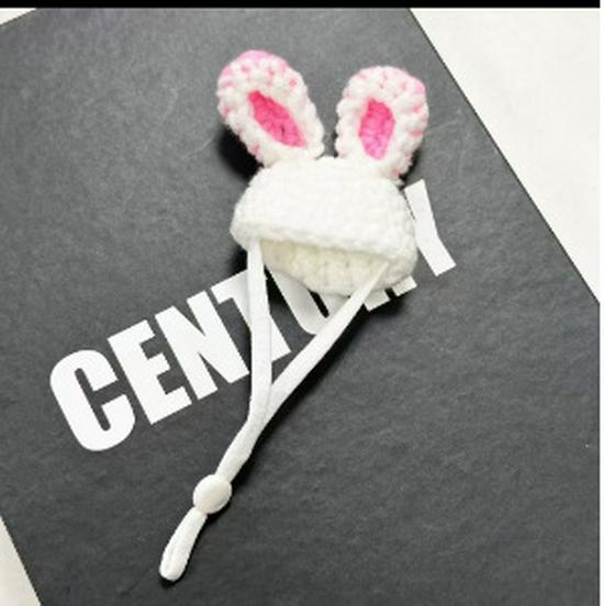 Valentine's Pearl Desktop Goose Set with Mini Knitted Hat & Adjustable Wings Clothing
