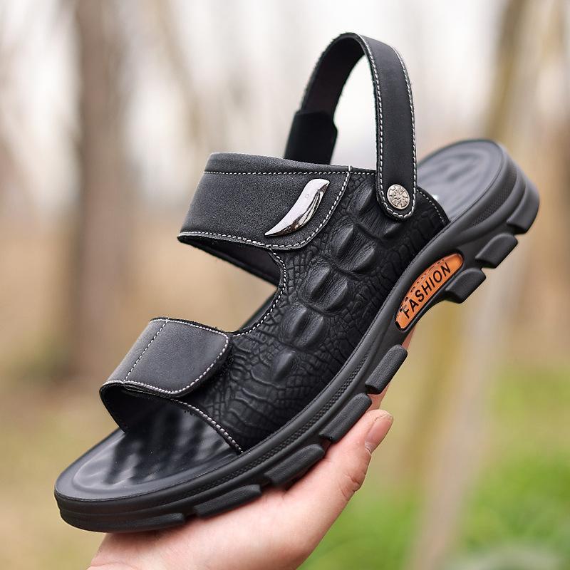 Sandals men's new 2025 summer cowhide non-slip platform casual beach shoes wear dual-purpose cool slippers