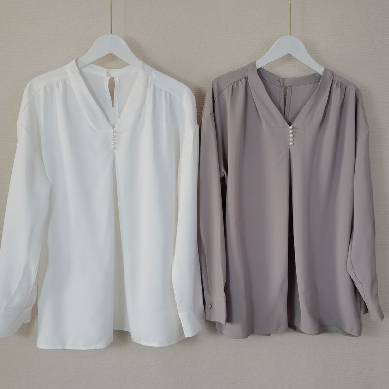 Export Export Original Order Leftover Stock V Neck Pearl Buckle Pullover Long Sleeves Shirt Women's Chiffon Professional Commute Bottoming Shirt