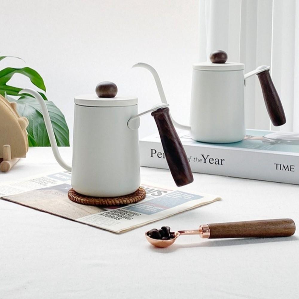 304 Stainless Steel Hand Brewed Coffee Pot Solid Wood Handle 600ml Capacity Milk Foam Kettle with Scale Long Spout