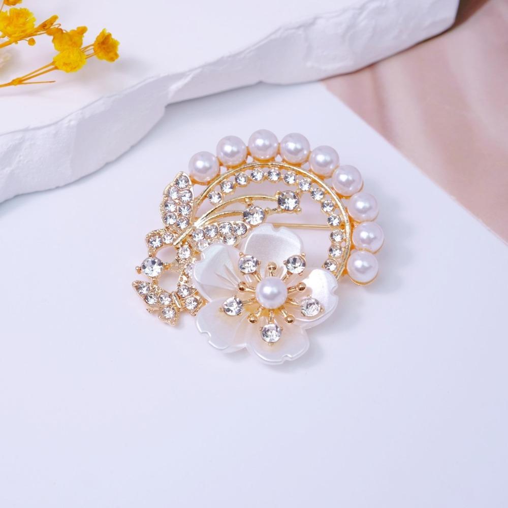 Shinning Crystal Rhinestone Flower Brooch Pearl-Set Alloy Vintage Style Pearl Flower Brooch Diamond Alloy Floral Brooch