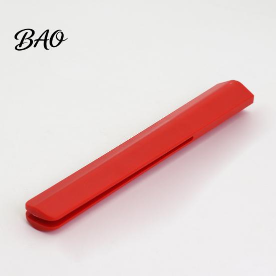 Easy Rinse Kitchen Gadget 2PCS Food Sauce Bag Squeezer, Durable ABS Manual Tool, for Bags Waste Reduction Flexible Extractor Tool Picnics Camping
