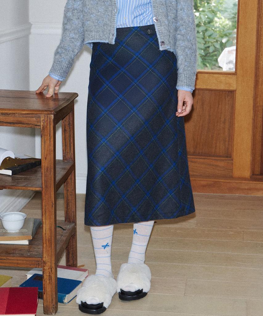 Baitalssain Check Wool Skirt (2C) (Blue)