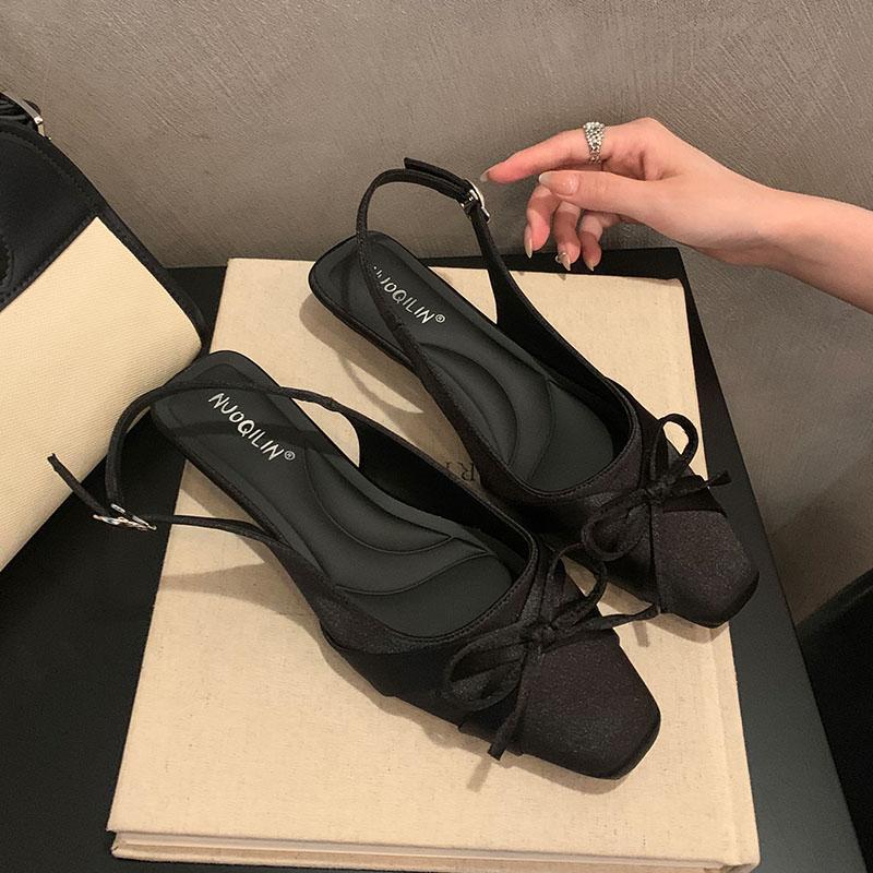 

Модная женская обувь с бантиком-бабочкой, балетки, сандалии, туфли для дам, новинка 2025, модные шелковые женские балетки, сандалии, туфли 35 чёрный