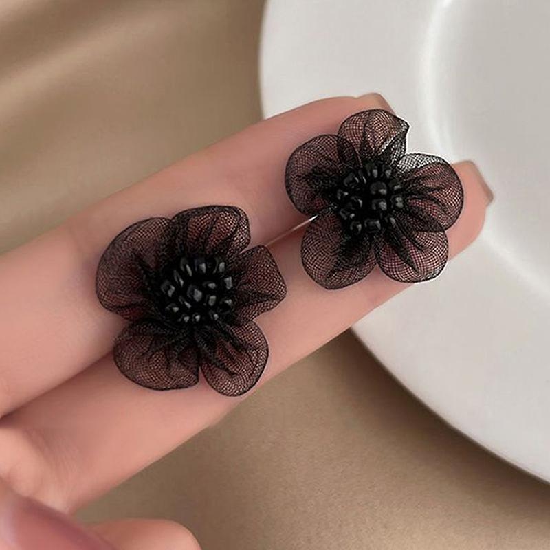 

Серьги-цветы Серьги-цветы со сладким жемчугом Серьги-лепестки Простые универсальные серьги Кружевные серьги чёрный