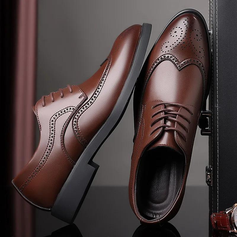 Men's Classic Retro Brogue Shoes Mens Lace-Up Business Leather Shoes Dress Office Flats Men Wedding Party Oxfords 2025