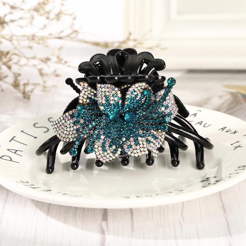LEVAO Elegant Rhinestone Flower Hair Grab Ladies Vintage Crystal Headwear Fashion Spider Claw Clip Barrettes Hair Accessories