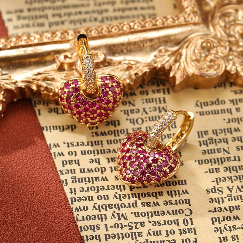 Retro Light Luxury Simple Elegant Fashion Design Love Earrings Copper Plated Red Women's Earrings