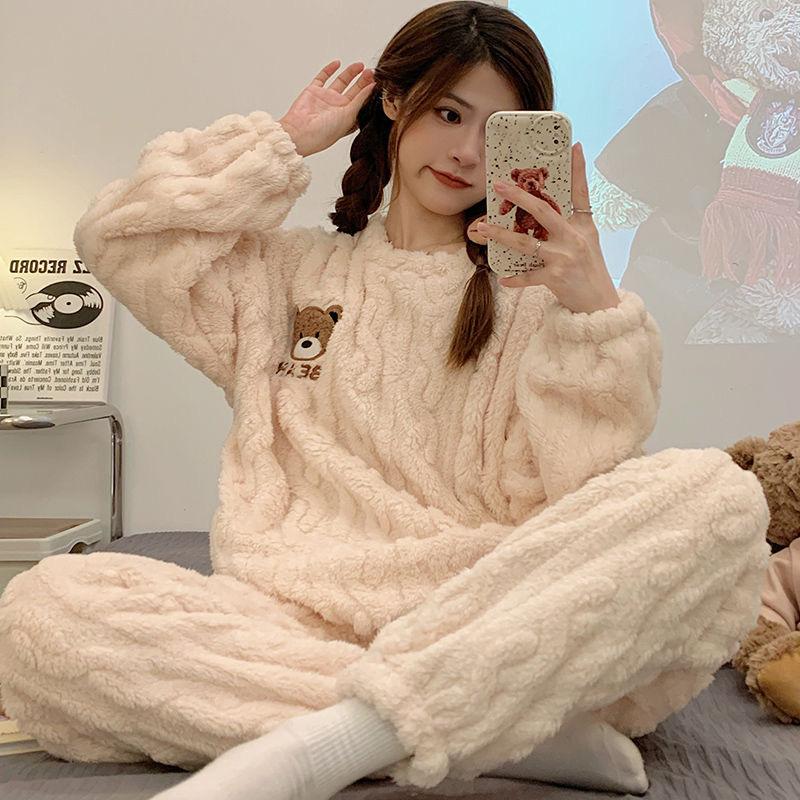 Thickened Coral Velvet Plush Pajamas for Women - Long Sleeve Top with Round Neck, Pants Set,Warm Suit, Comfortable Casual Outfit for Autumn and Winter