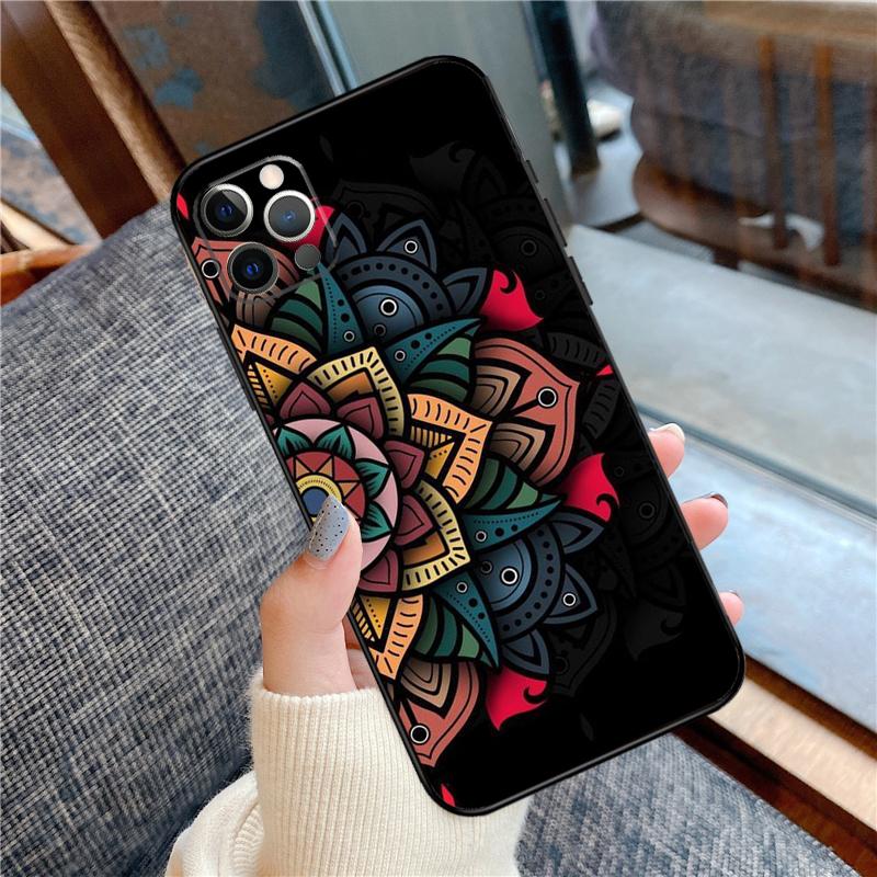 Mandala Phone Case For iPhone 17 Pro Max 17 Air iPhone 17 Pro Shockproof Cover