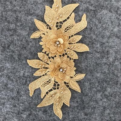 DIY-Zubehör Hohlblüten-Perlen-Applikation 3D Wunderschöne Kleider-Applikation Elegante Polyester-Kleider-Aufnäher Stickerei