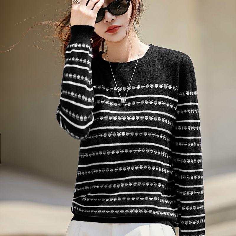 Retro Jacquard Knitted Women's Autumn Fashionable Thin Style Age-reducing Base Stripes Versatile Long-sleeved Top