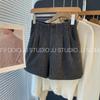 Faldas y pantalones para mujeres – Pantalones cortos