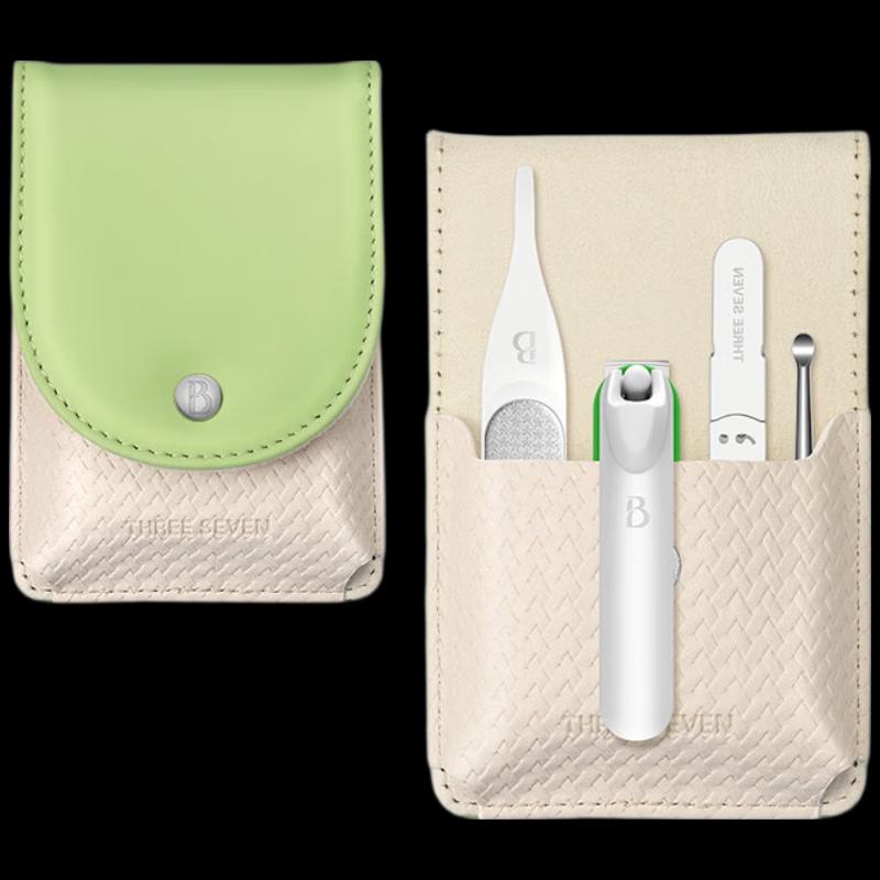 THREE SEVEN 4-Piece Nail Care Set