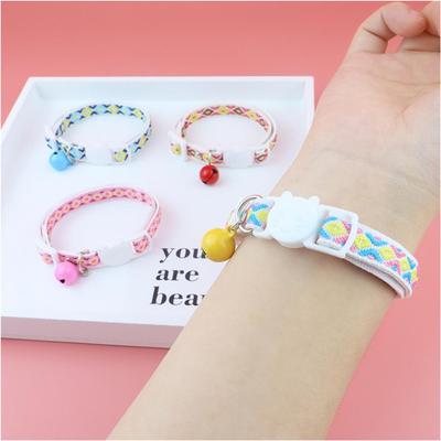 Katzenhalsband Haustierbedarf Anti-Erstickungsgefahr Ethnischer Jacquard Sicherheits-Halsband Verstellbares Katzenhalsband mit Glöckchen