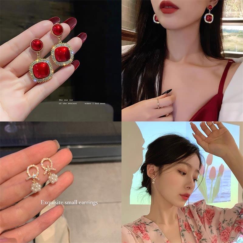 New Luxury Rhinestone Square Stud Earrings - Elegant, Versatile Design for Women, 2022