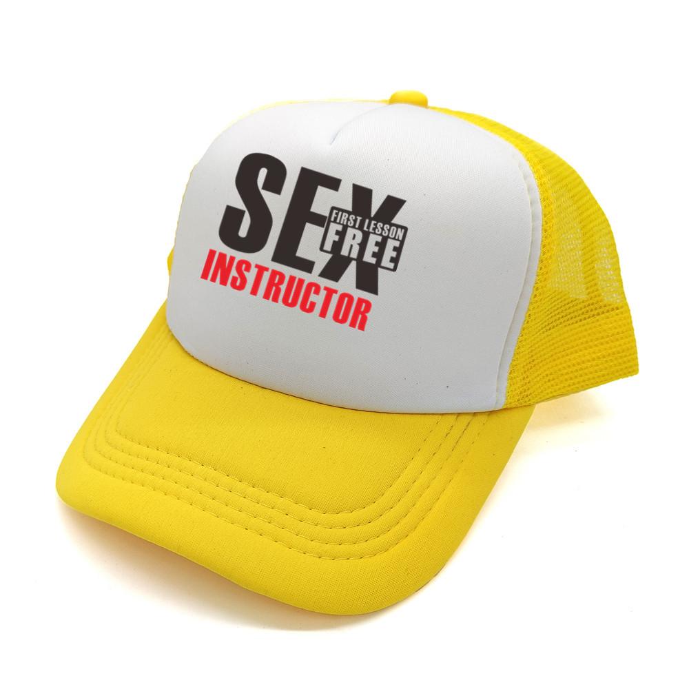 Sex Instructor First Lesson Free Trucker Cap Unisex Lustige Mütze Baseball Cap Unisex Mesh Net Caps