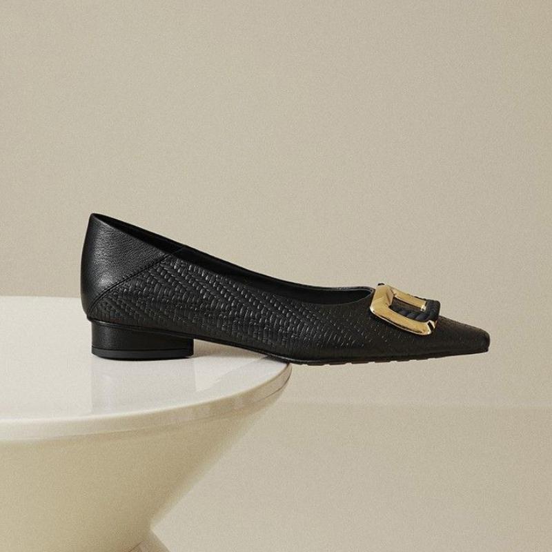 

Мода 2025 Новые балетки Женские под змеиную кожу Остроносые Женские балетки Большой размер Zapatillas Mujer Весенне-летняя Повседневная обувь Маленький размер 35 чёрный