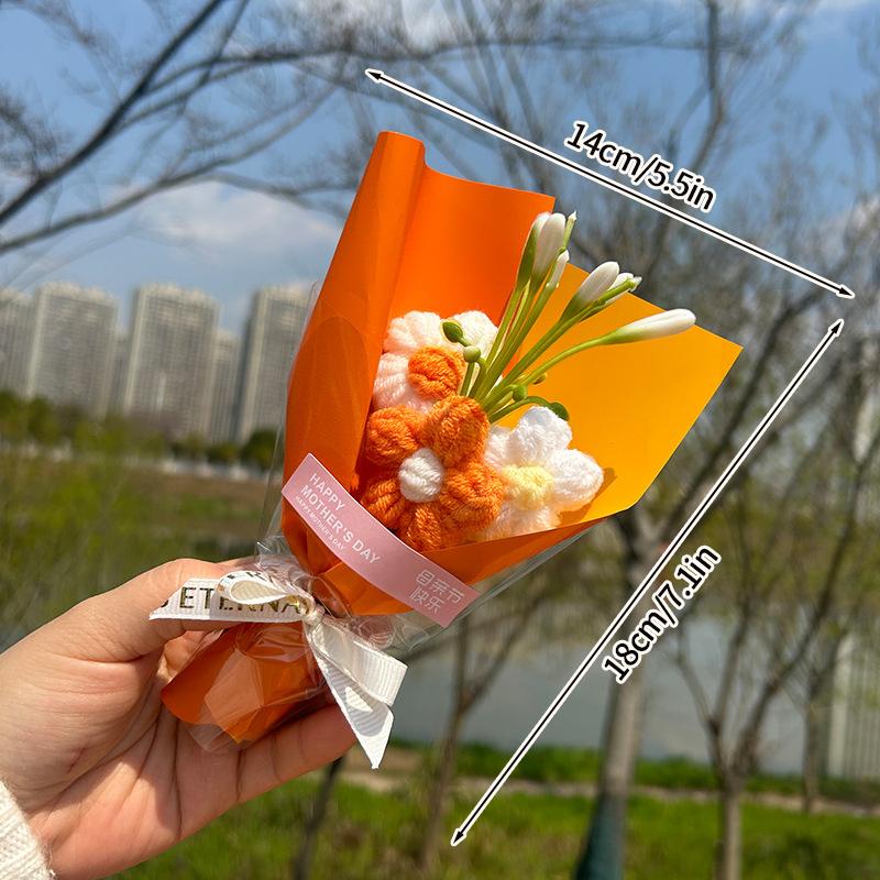 Mini Knitted Bouquet Girlfriend Creative Birthday Valentine's Day Gift Artificial Simulated Small Bouquet Wedding Companion Gift