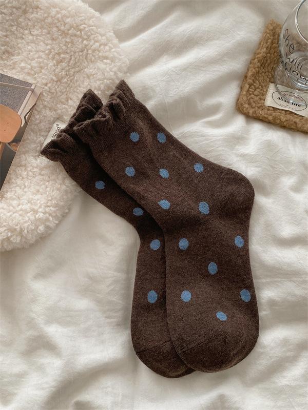 Autumn and Winter Striped Heart-shaped Coffee-colored Wool Socks, Polka Dot Mid-calf, Retro and Versatile, Pile Socks for Women