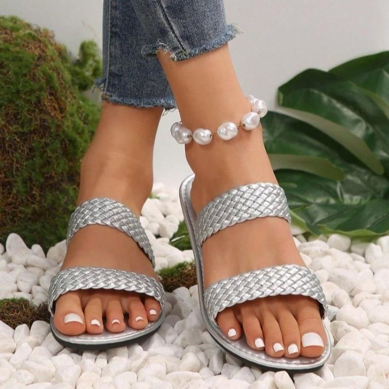

Fashion 2025 fashion Ladies Shoes open toe Women s Slippers summer Outdoor Casual new plus size comfortable Best Seller flat slippers 36 серебряный