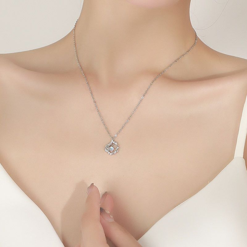 Blue Gum Necklace Fashionable and stylish necklace, collar, women's charm, transparent pendant necklace, party jewelry gift